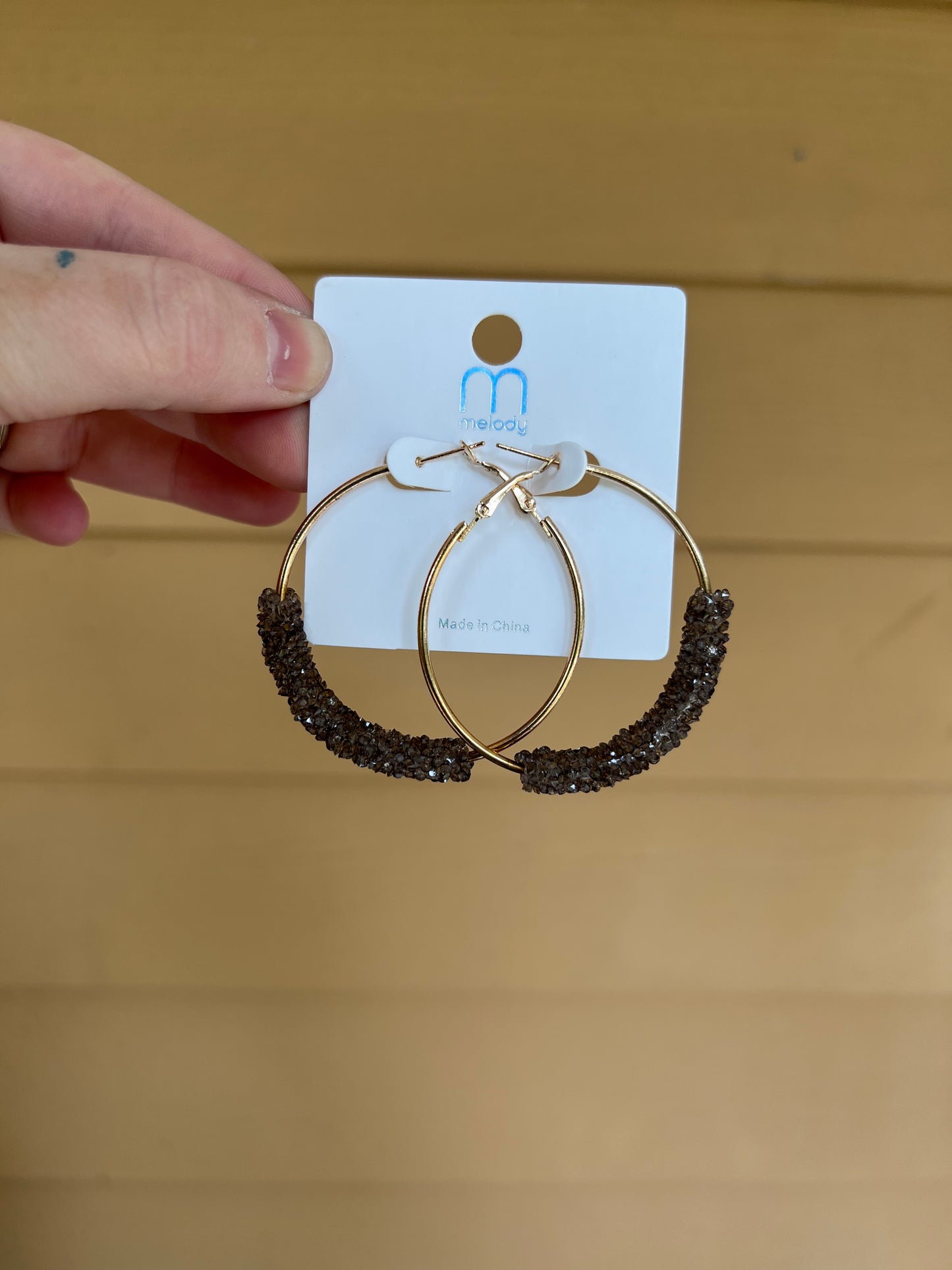 Icicle Trimmed Hoops