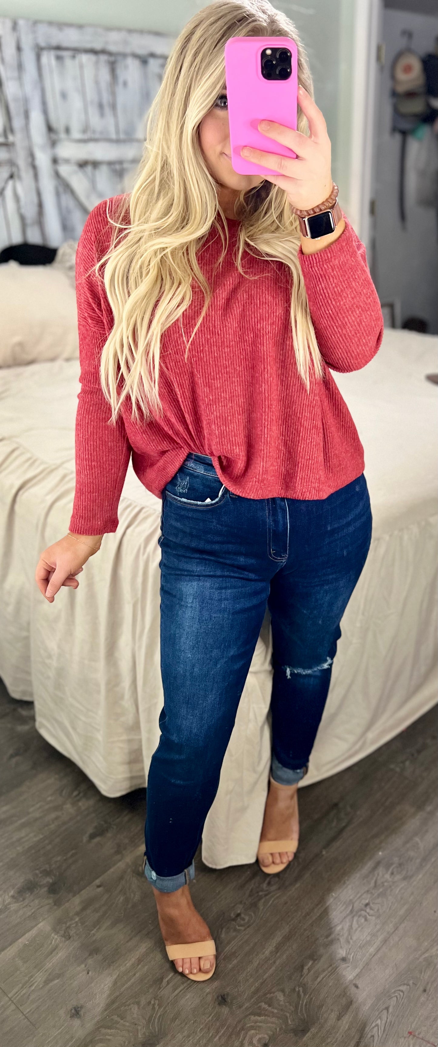 Distressed Roll Up Stretch Mom Jeans