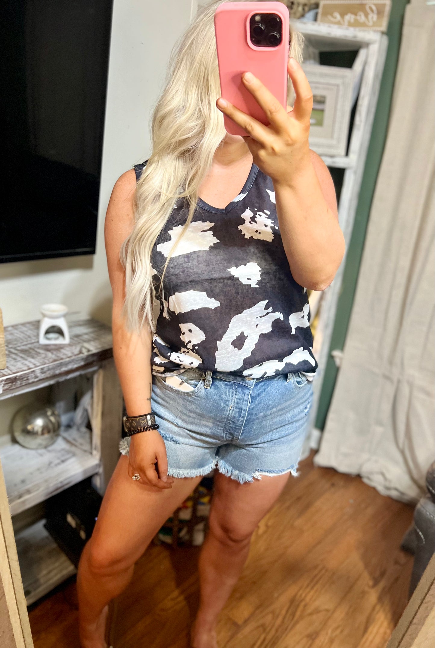 Feeling wild tank in black