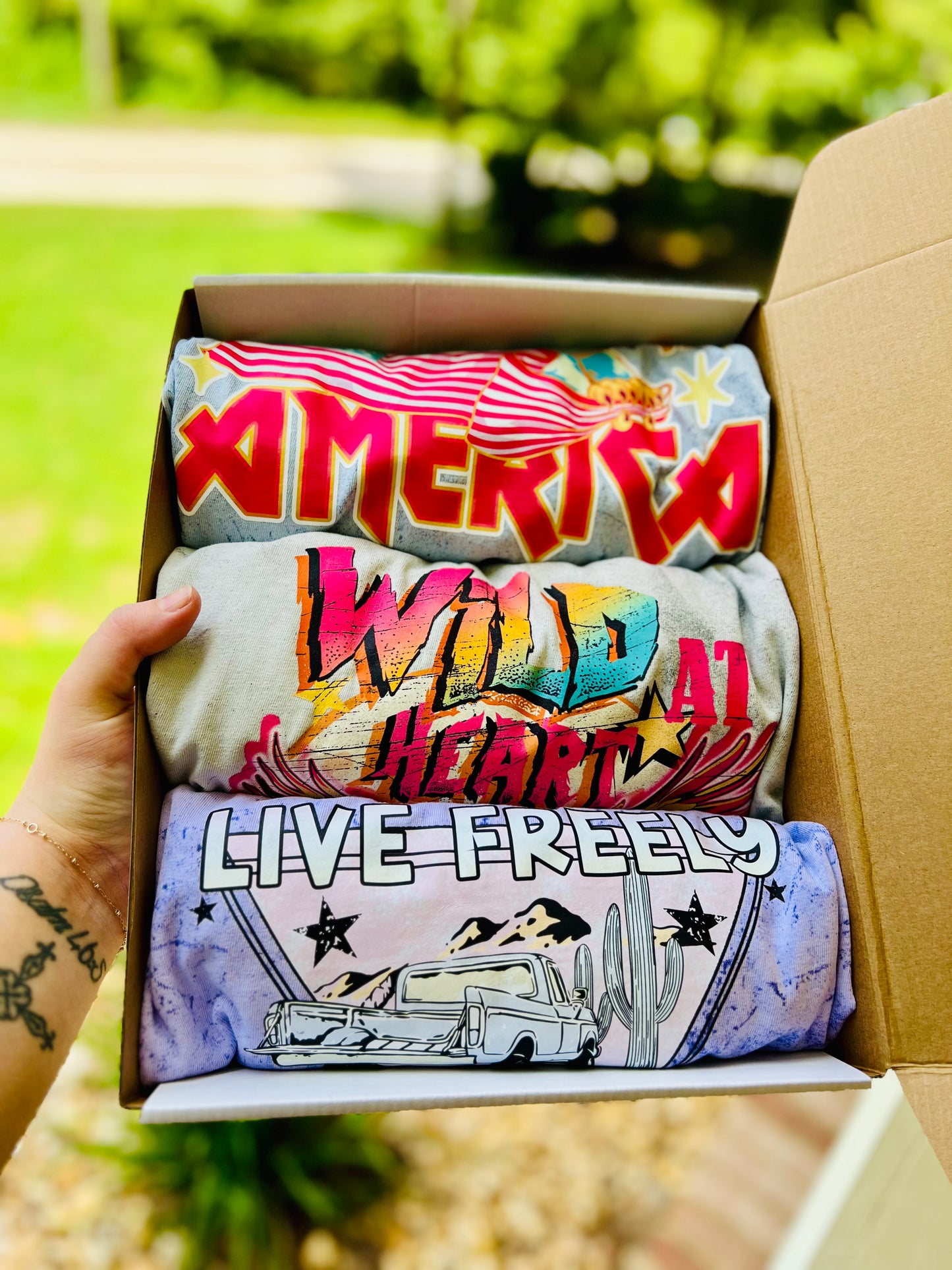 Acid Wash Wild & Free Box