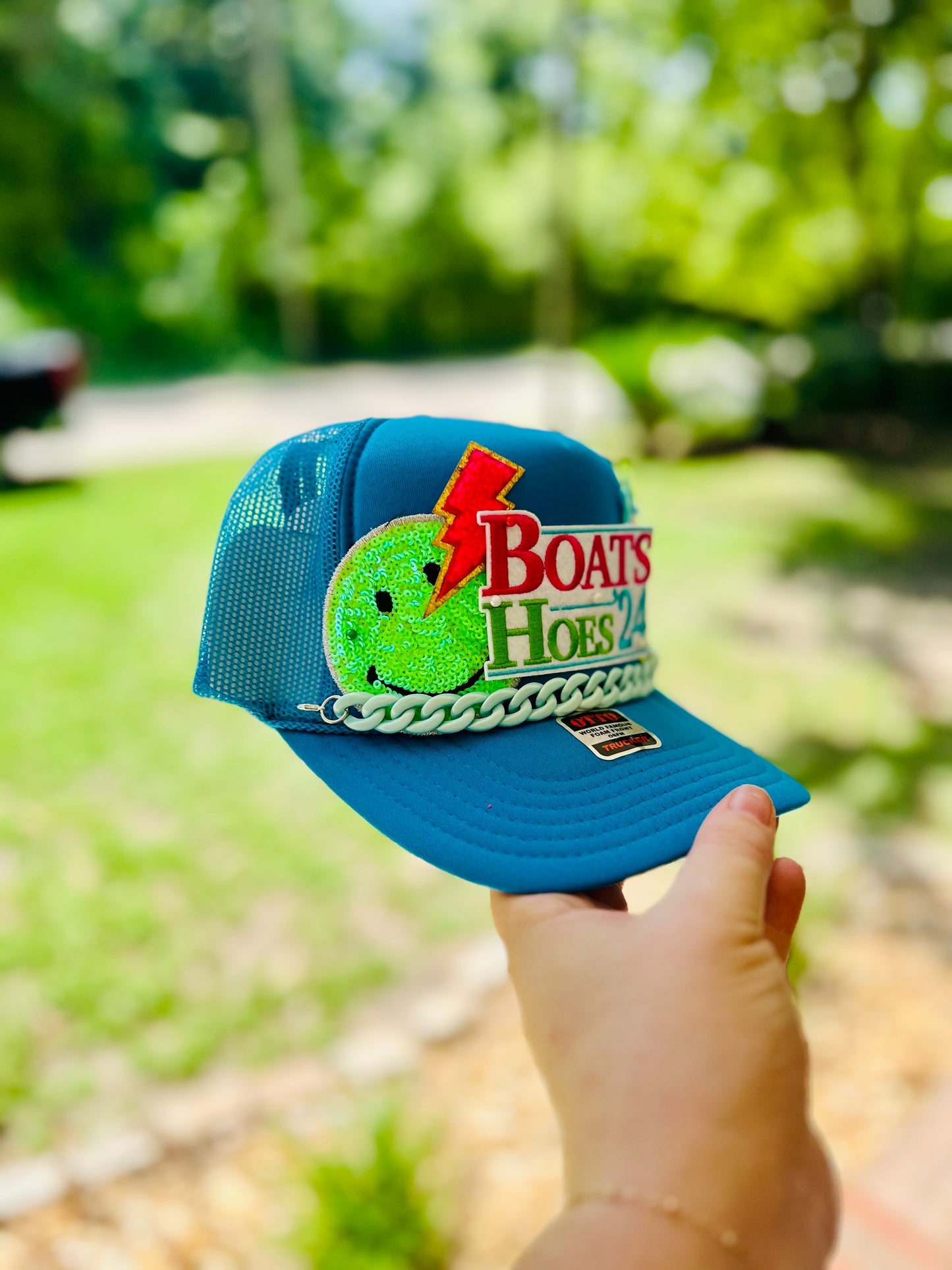 One of a kind - Boats & Hoes Hat